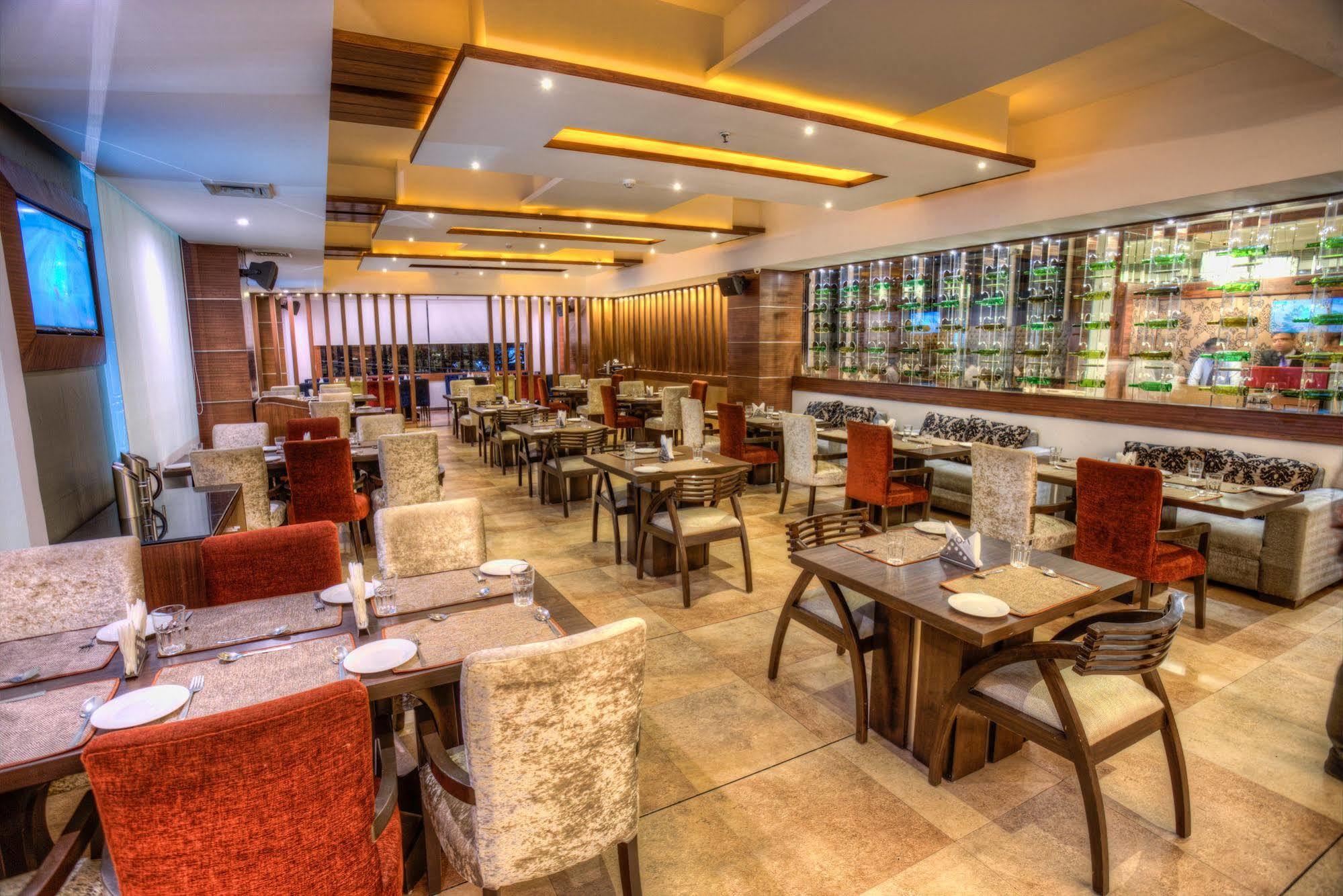 Mercure Chandigarh Tribune Chowk Dış mekan fotoğraf
